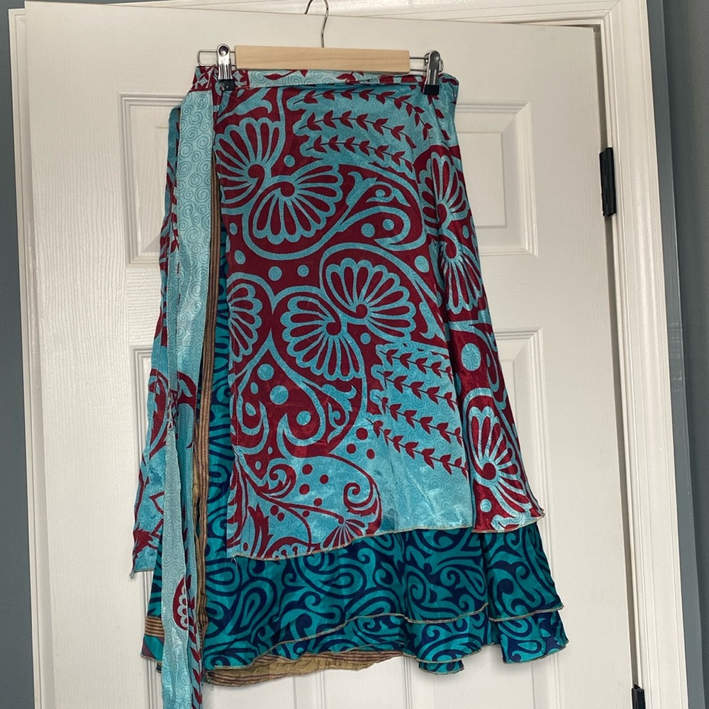 Sari Silk Wrap Skirt - XL Tea Length - Darn Good Yarn